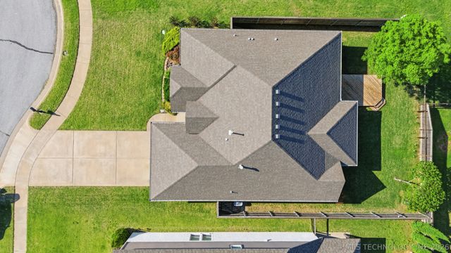 3730 S 13th Place, Broken Arrow, OK 74011