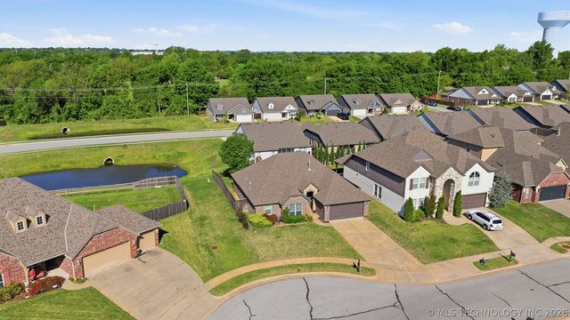 3730 S 13th Place, Broken Arrow, OK 74011