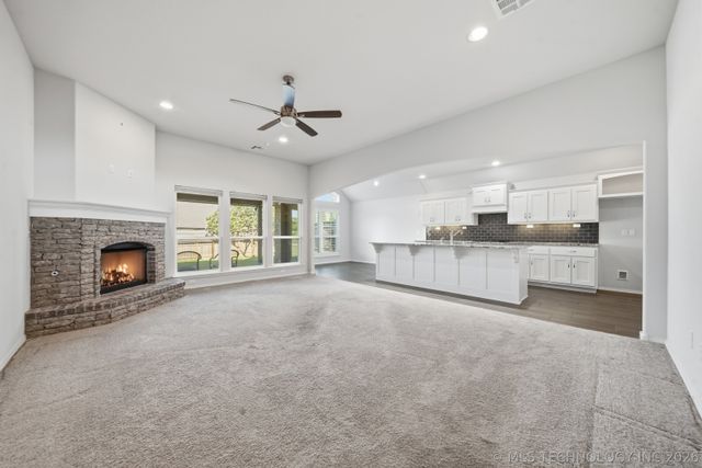 3730 S 13th Place, Broken Arrow, OK 74011