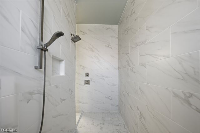 1210 Mineo DR, Punta Gorda, FL 33950