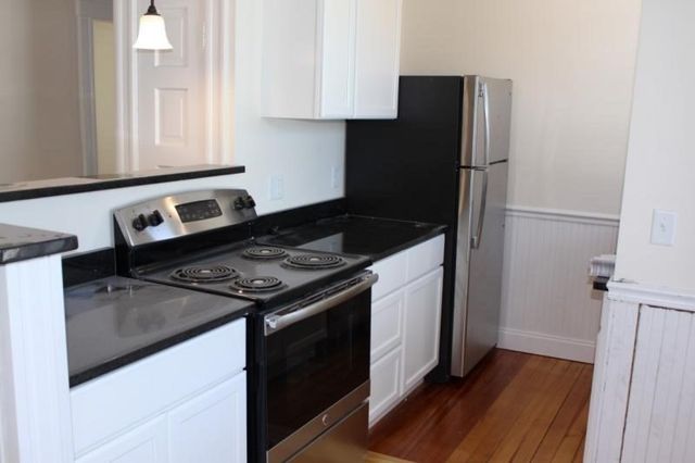 39-41 Cedar Street 3, Salem, MA 01970