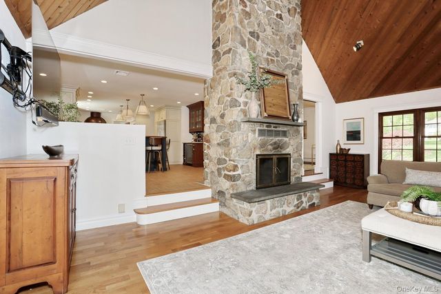 3 Stone Haven Road, West Nyack, NY 10994