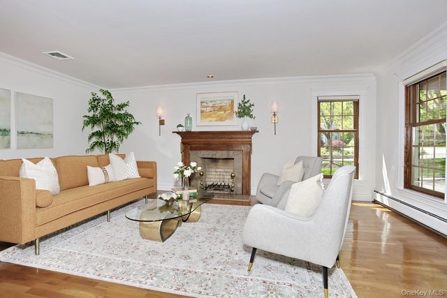 3 Stone Haven Road, West Nyack, NY 10994