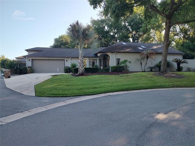 1936 SE CLATTER BRIDGE ROAD, Ocala, FL 34471