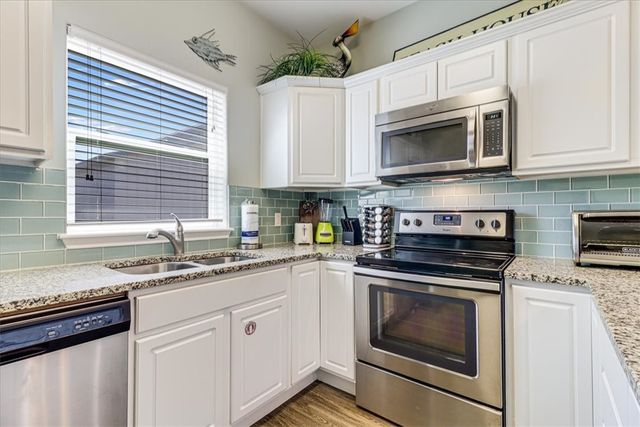 1813 Eleventh St 403, Port Aransas, TX 78373