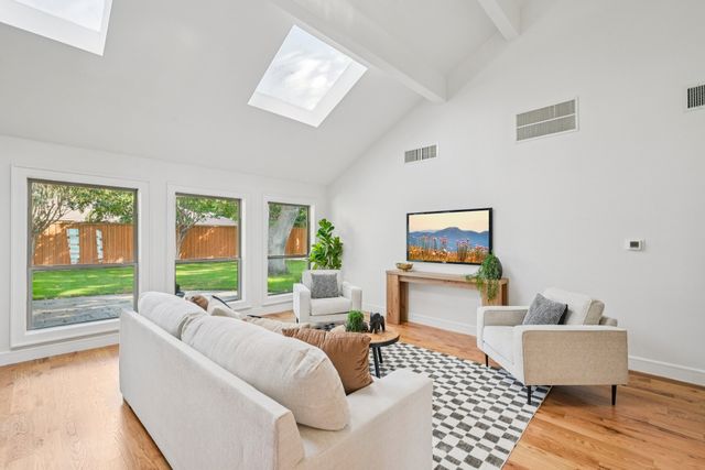 6625 Rolling Vista Drive, Dallas, TX 75248