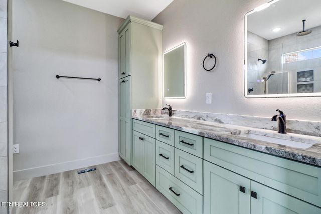 880 Allardt Hwy, Jamestown, TN 38556