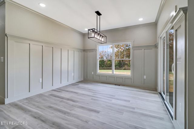 880 Allardt Hwy, Jamestown, TN 38556