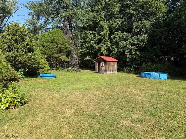 815 S Nearing Circle, Geneva, OH 44041