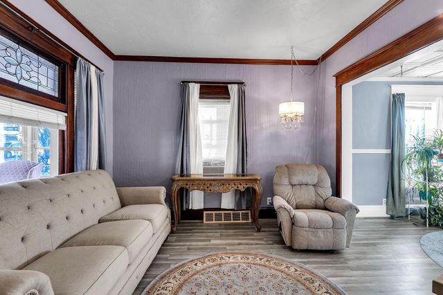 1034 Case Avenue, Saint Paul, MN 55106