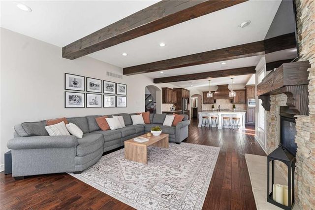 2809 NW Audubon Lane, Lee's Summit, MO 4502