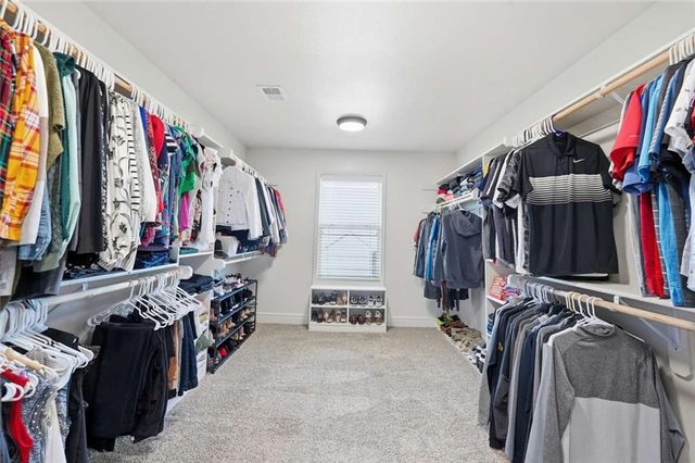 2809 NW Audubon Lane, Lee's Summit, MO 4502