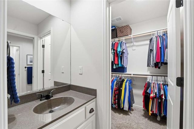 2809 NW Audubon Lane, Lee's Summit, MO 4502