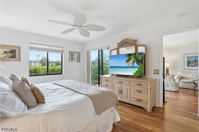 7300 Coventry CT 606, Naples, FL 34104