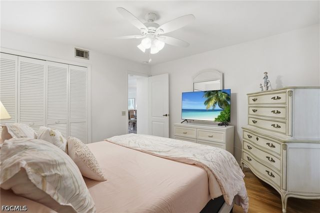 7300 Coventry CT 606, Naples, FL 34104