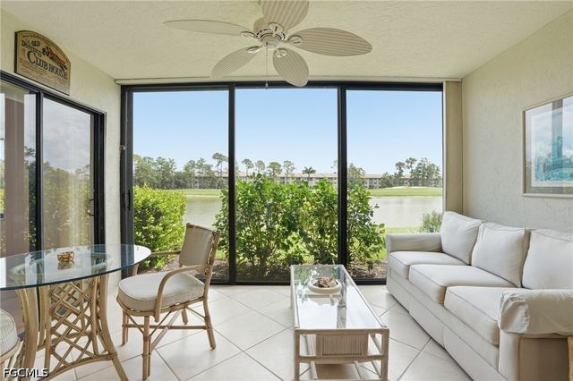 7300 Coventry CT 606, Naples, FL 34104