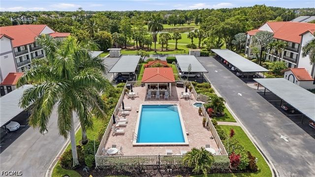 7300 Coventry CT 606, Naples, FL 34104