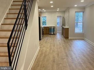 553 E PENN ST, Philadelphia, PA 19144