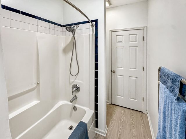 1156 BRADY HOLLOW LN, Memphis, TN 38016