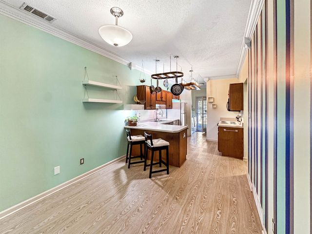 1156 BRADY HOLLOW LN, Memphis, TN 38016