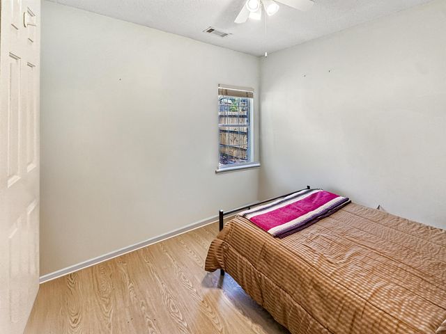 1156 BRADY HOLLOW LN, Memphis, TN 38016