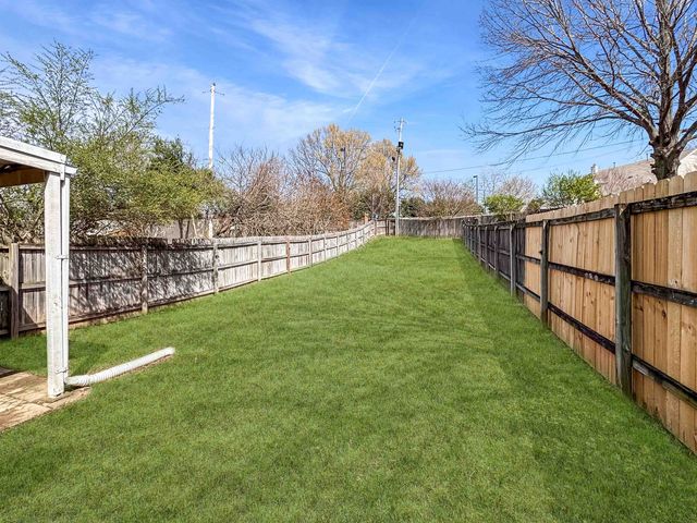 1156 BRADY HOLLOW LN, Memphis, TN 38016