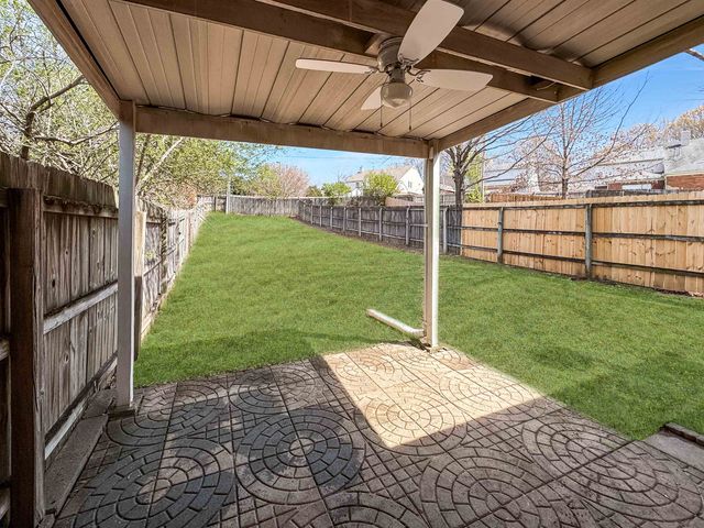 1156 BRADY HOLLOW LN, Memphis, TN 38016