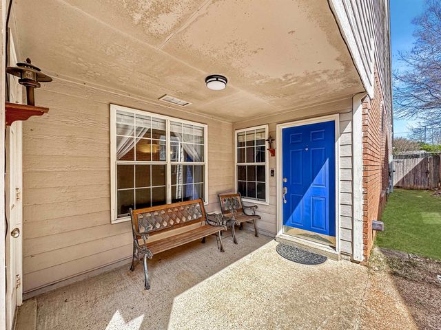 1156 BRADY HOLLOW LN, Memphis, TN 38016