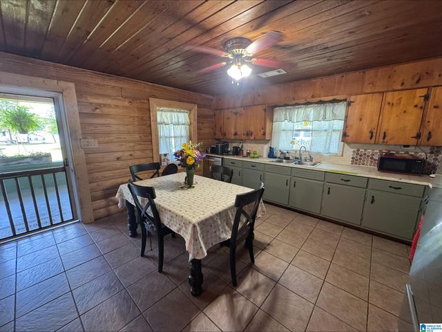 9871 SIMPSON AVENUE, Quinton, AL 35130