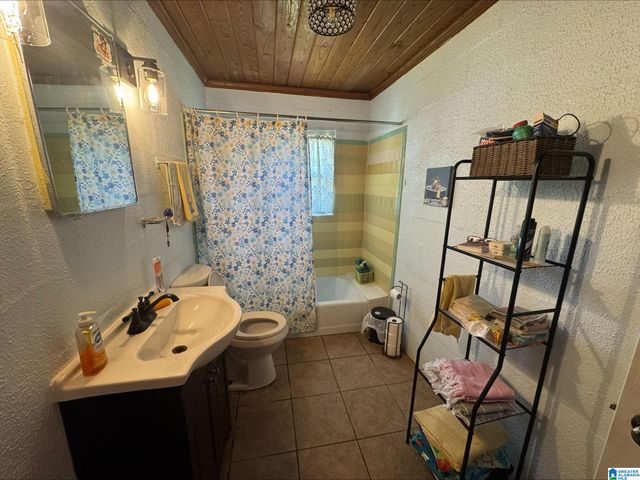 9871 SIMPSON AVENUE, Quinton, AL 35130