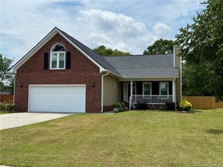 2912 Franzia Drive, Fayetteville, NC 28306