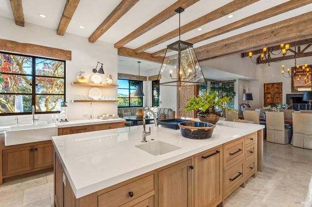 40 Long Ranch Rd, St. Helena, CA 94574