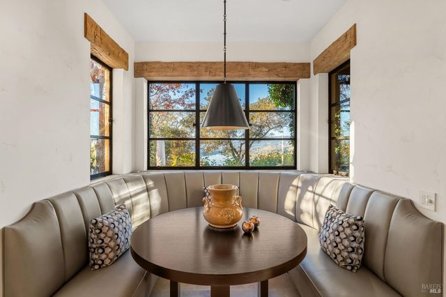 40 Long Ranch Rd, St. Helena, CA 94574