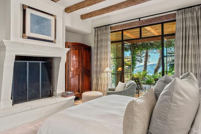 40 Long Ranch Rd, St. Helena, CA 94574