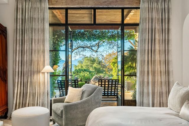 40 Long Ranch Rd, St. Helena, CA 94574