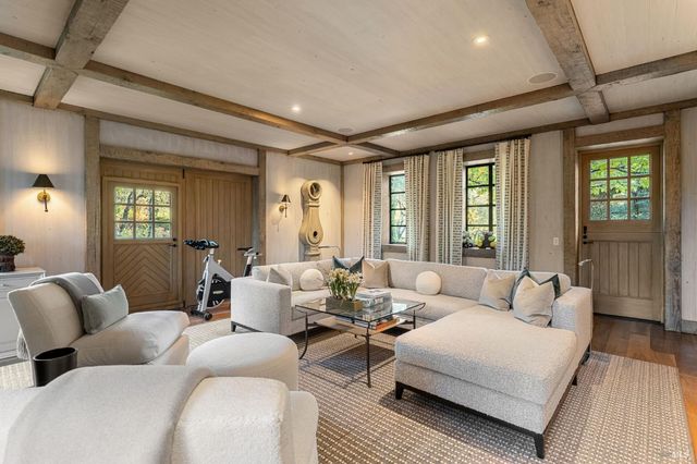 40 Long Ranch Rd, St. Helena, CA 94574