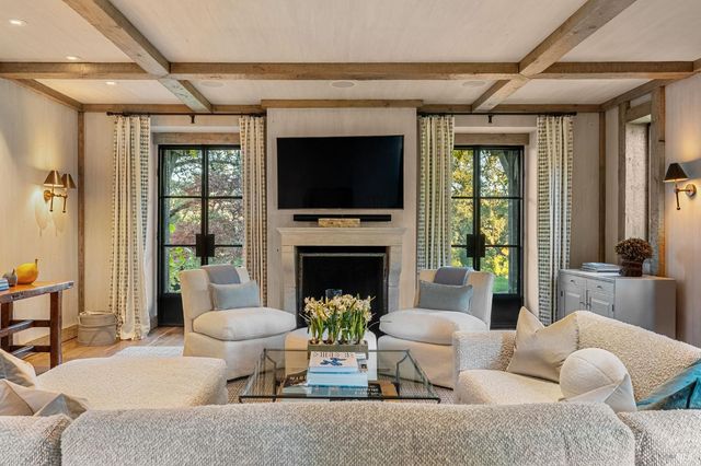 40 Long Ranch Rd, St. Helena, CA 94574