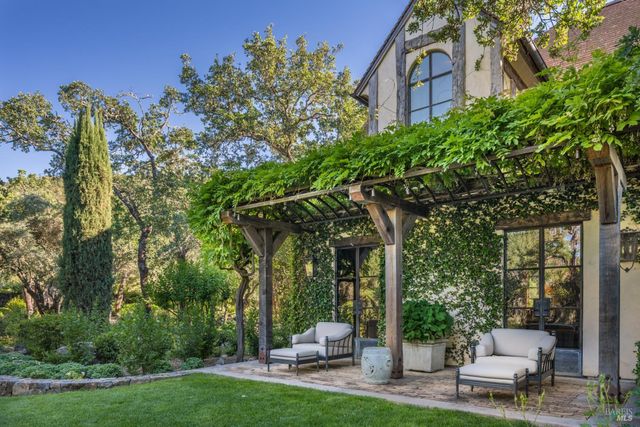 40 Long Ranch Rd, St. Helena, CA 94574