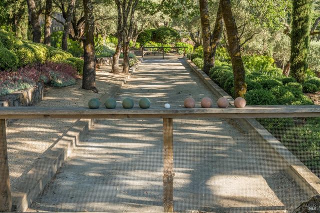 40 Long Ranch Rd, St. Helena, CA 94574