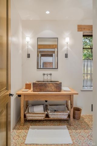 40 Long Ranch Rd, St. Helena, CA 94574