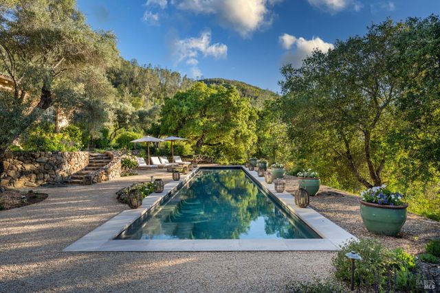 40 Long Ranch Rd, St. Helena, CA 94574