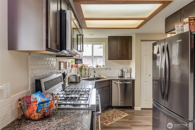 824 Blueberry Lane, Bellingham, WA 98229