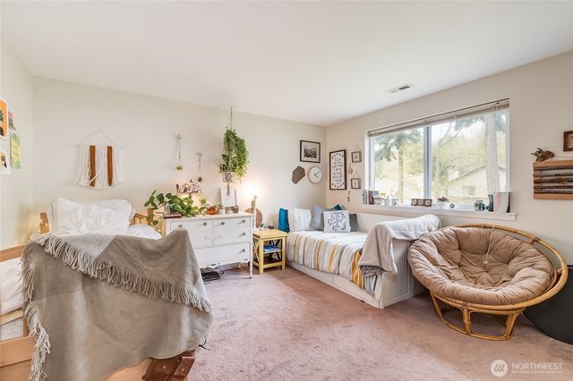 824 Blueberry Lane, Bellingham, WA 98229