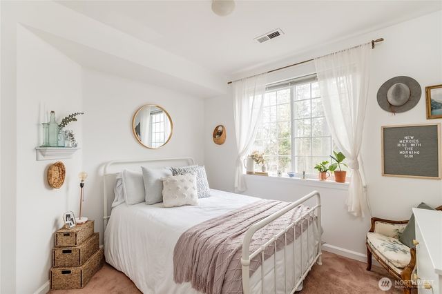 824 Blueberry Lane, Bellingham, WA 98229