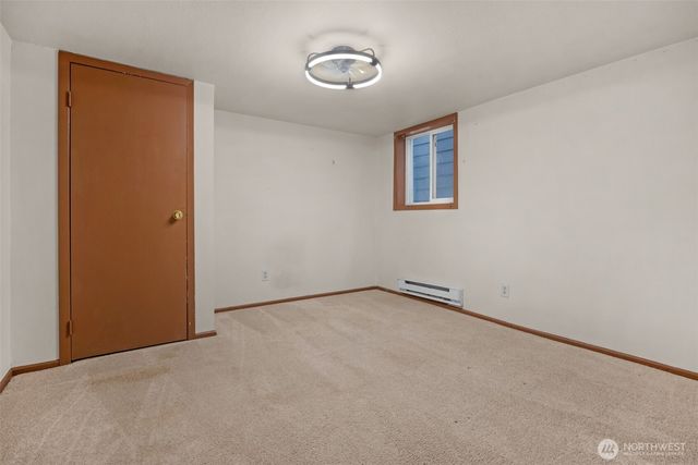 3005 3rd Avenue W, Seattle, WA 98119