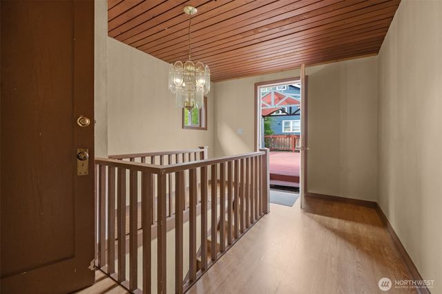 3005 3rd Avenue W, Seattle, WA 98119