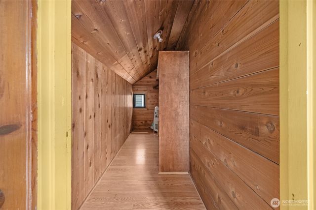 3005 3rd Avenue W, Seattle, WA 98119