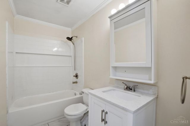 5744 Lynn Street, Franklin Twp, OH 45005