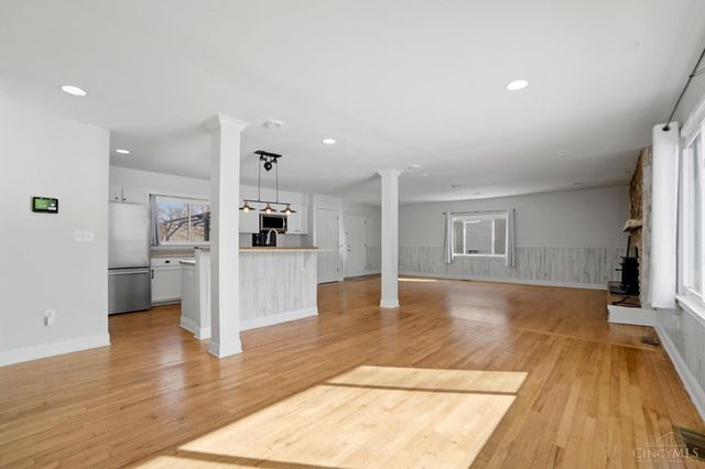 5744 Lynn Street, Franklin Twp, OH 45005