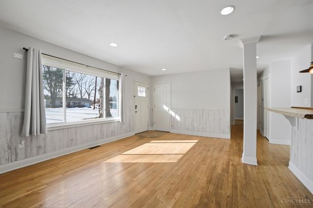 5744 Lynn Street, Franklin Twp, OH 45005